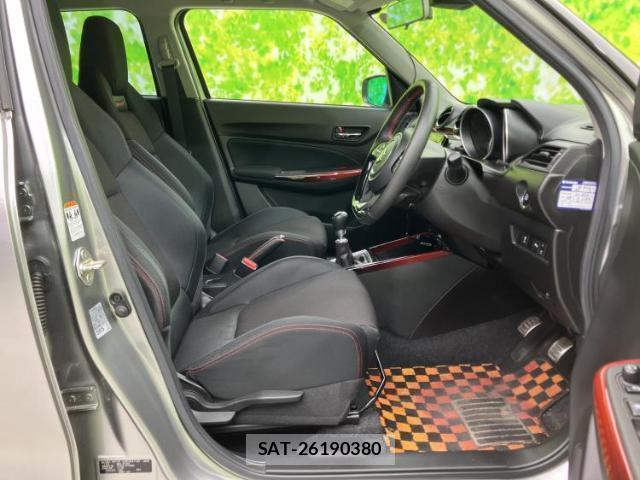 Suzuki SWIFT 2023-06 8220830-3