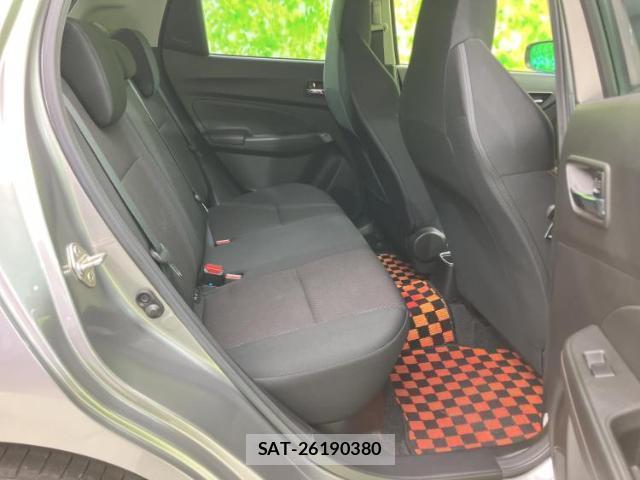 Suzuki SWIFT 2023-06 8220830-4