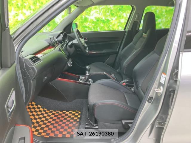 Suzuki SWIFT 2023-06 8220830-5