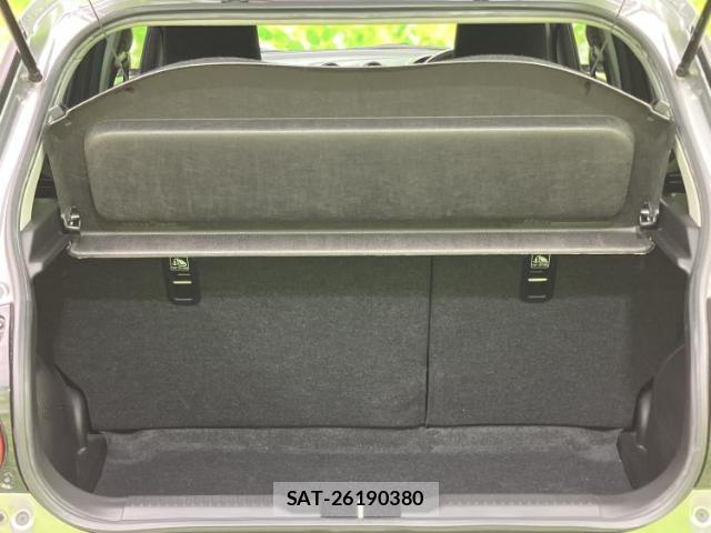 Suzuki SWIFT 2023-06 8220830-7