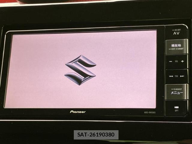 Suzuki SWIFT 2023-06 8220830-8