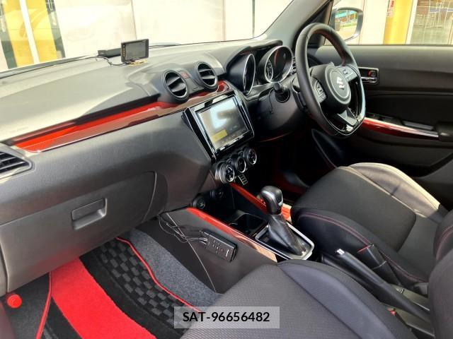 Suzuki SWIFT 2019-07 8222175-19
