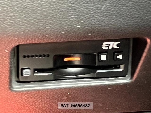 Suzuki SWIFT 2019-07 8222175-8
