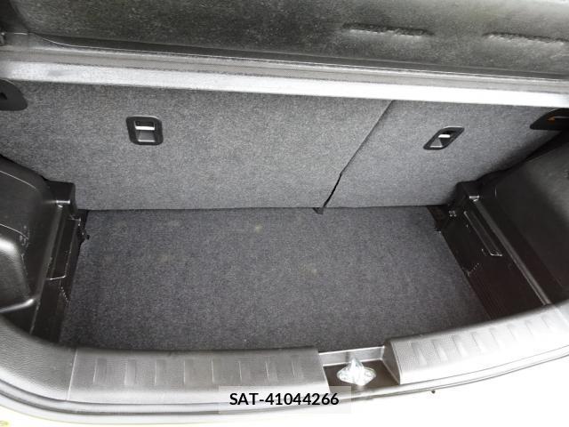 Suzuki SWIFT 2013-03 8222506-12