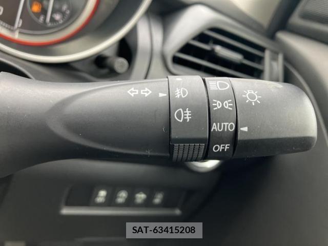 Suzuki SWIFT 2018-12 8217235-14