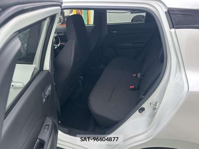Suzuki SWIFT 2024-05 8218199-5
