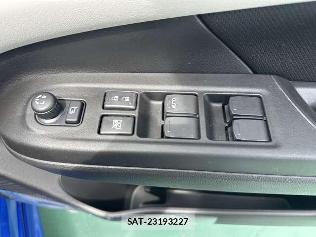 Suzuki SWIFT 2024-04 8218225-13