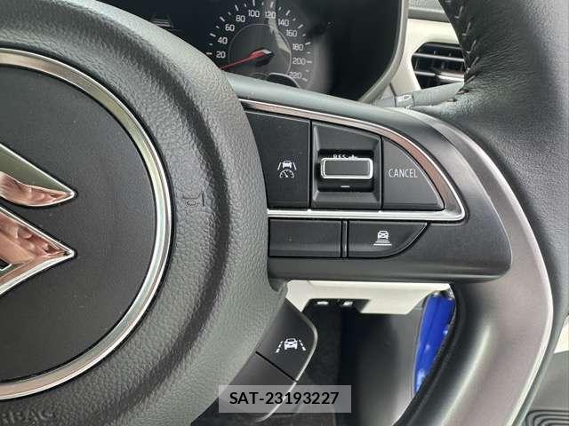 Suzuki SWIFT 2024-04 8218225-15