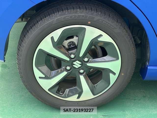 Suzuki SWIFT 2024-04 8218225-6