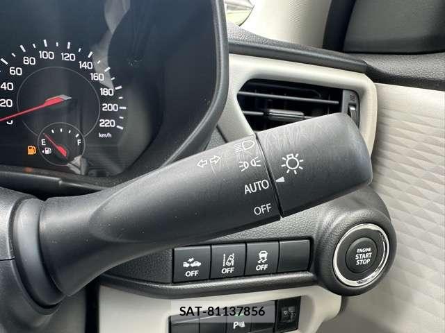 Suzuki SWIFT 2024-09 8218227-11