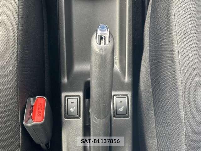 Suzuki SWIFT 2024-09 8218227-17