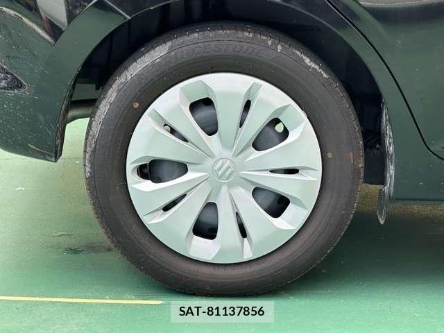 Suzuki SWIFT 2024-09 8218227-6