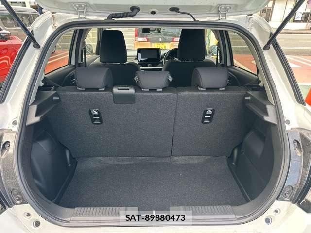 Suzuki SWIFT 2024-08 8218229-8
