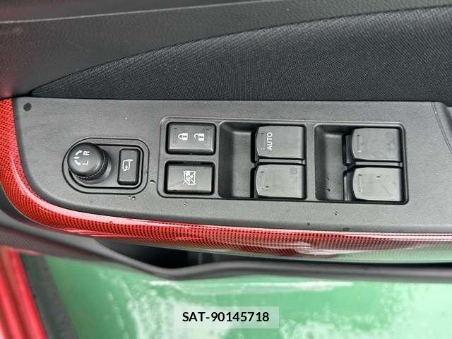 Suzuki SWIFT 2024-04 8218257-13
