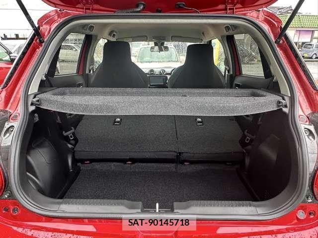 Suzuki SWIFT 2024-04 8218257-9