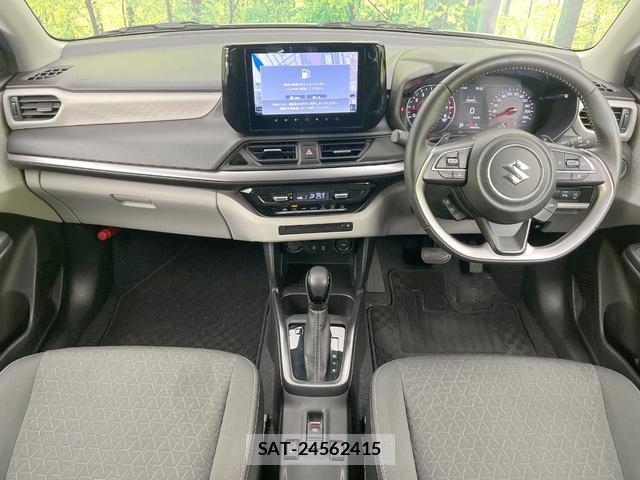 Suzuki SWIFT 2024-07 8220109-1