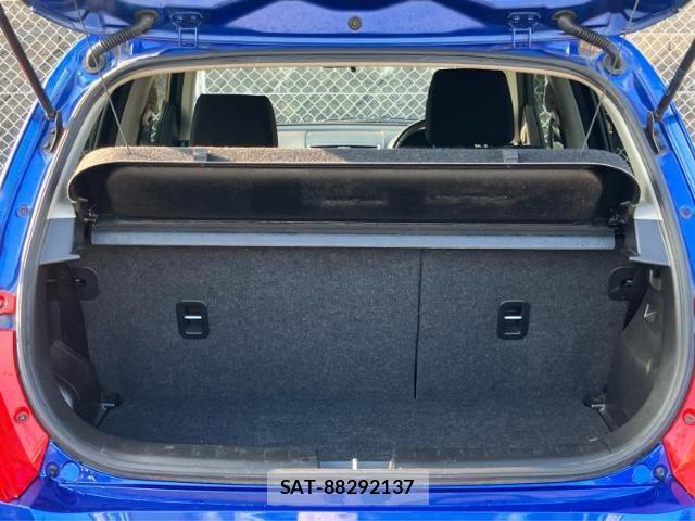 Suzuki SWIFT 2015-11 8221364-7