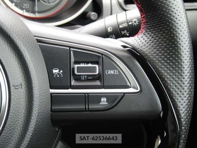 Suzuki SWIFT 2023-02 8222720-8
