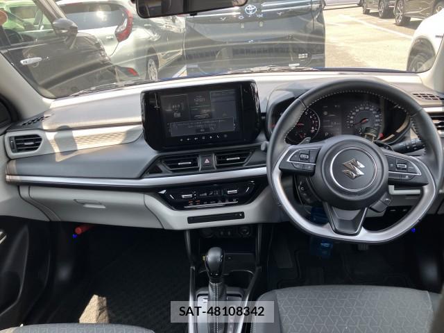 Suzuki SWIFT 2024-06 8222789-4