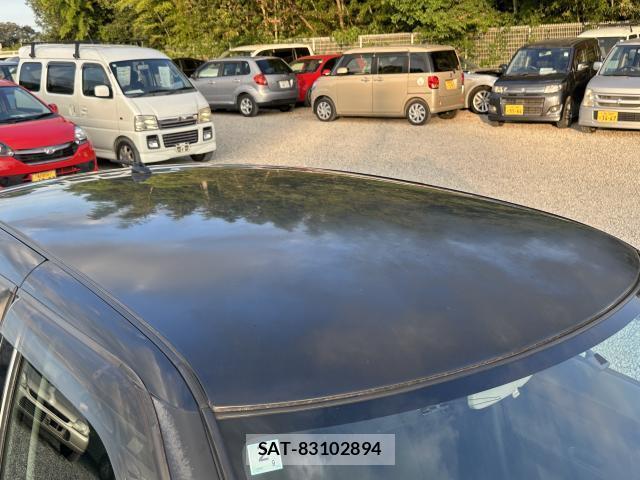 Suzuki SWIFT 2010-02 8224432-7