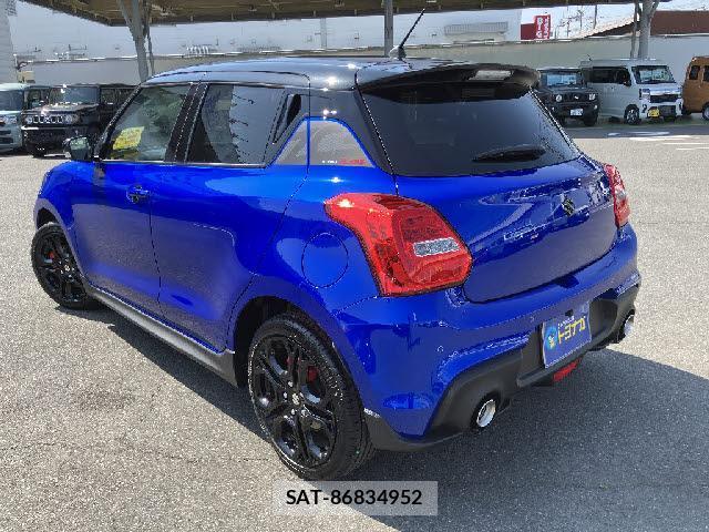 Suzuki SWIFT 2025-10 8224793-4