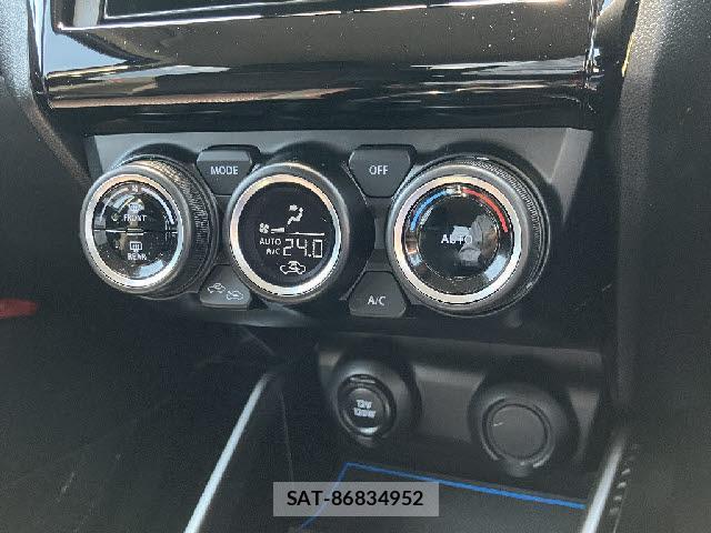 Suzuki SWIFT 2025-10 8224793-9