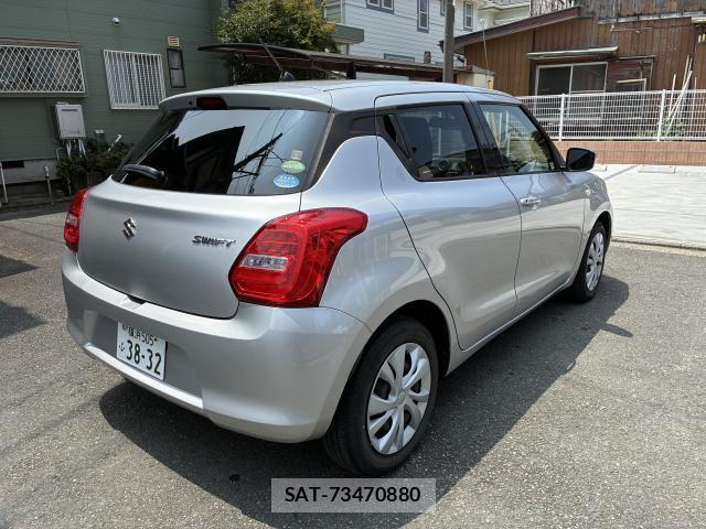 Suzuki SWIFT 2019-11 8225516-12