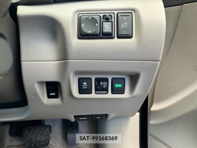 Nissan Sylphy 2015-02 8219598-9