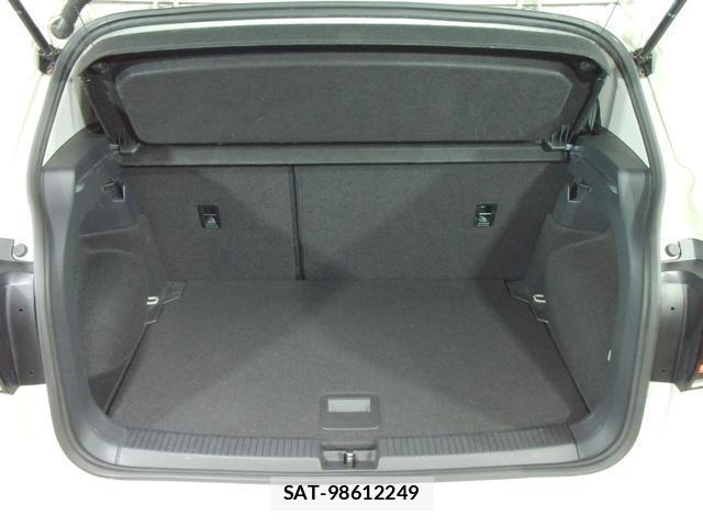 VolksWagen T-CROSS 2023-07 8218350-18