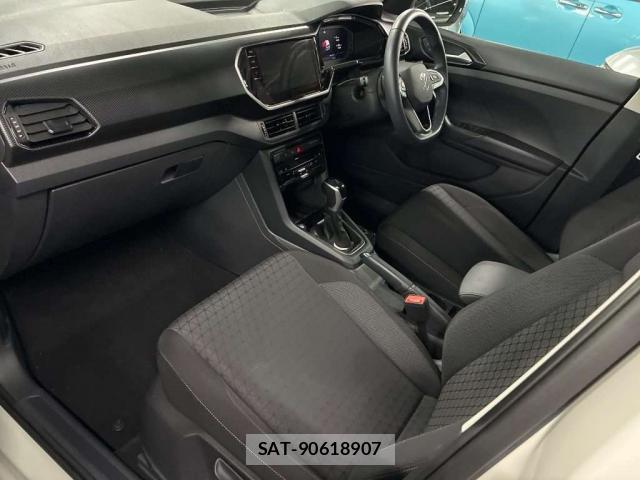VolksWagen T-CROSS 2023-08 8219049-4