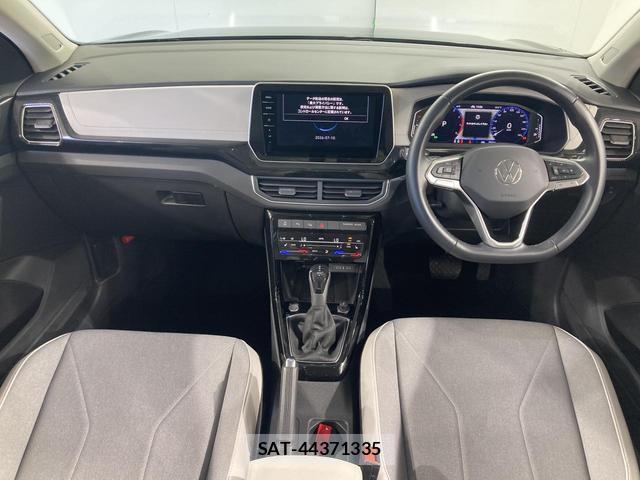 VolksWagen T-CROSS 2025-03 8222476-2