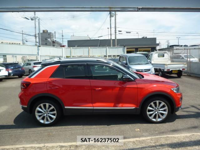 VolksWagen T-ROC 2021-01 8216656-3