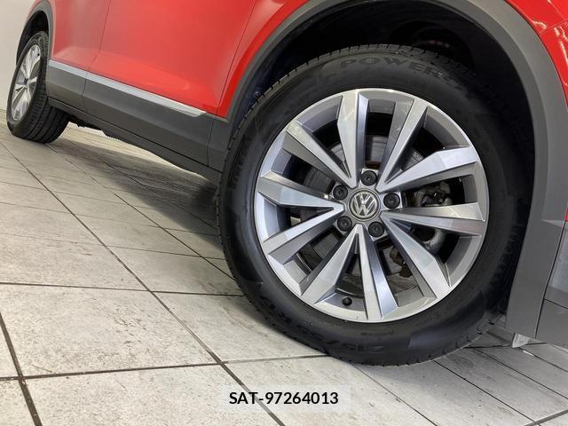 VolksWagen T-ROC 2021-01 8222471-13