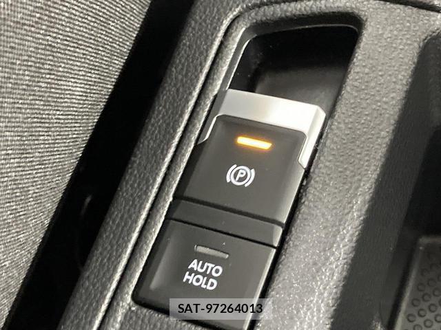 VolksWagen T-ROC 2021-01 8222471-8