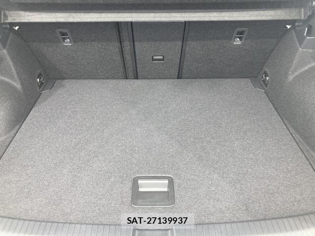 VolksWagen T-ROC 2026-02 8222477-12