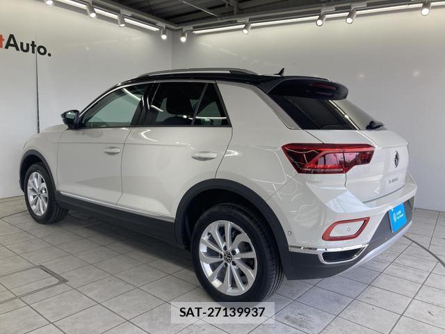 VolksWagen T-ROC 2026-02 8222477-15