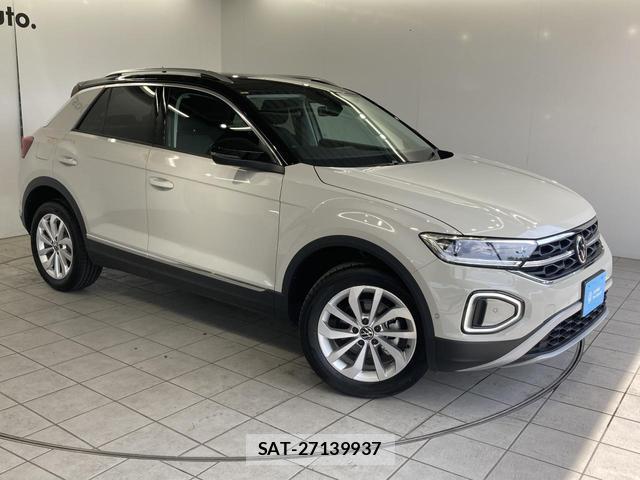 VolksWagen T-ROC 2026-02 8222477-19