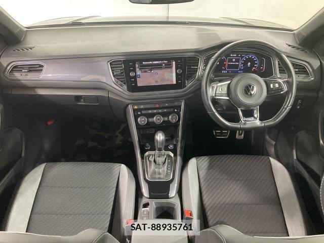 VolksWagen T-ROC 2021-04 8222481-2