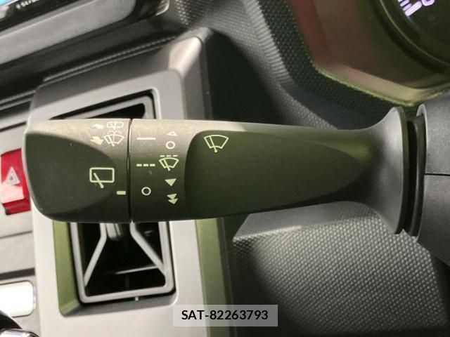 Daihatsu TAFT 2022-04 8217201-17