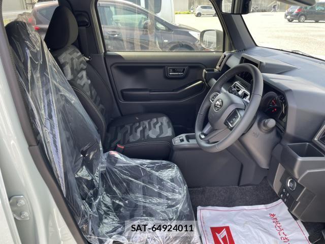 Daihatsu TAFT 2026-03 8217228-5