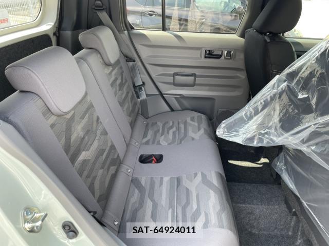 Daihatsu TAFT 2026-03 8217228-6