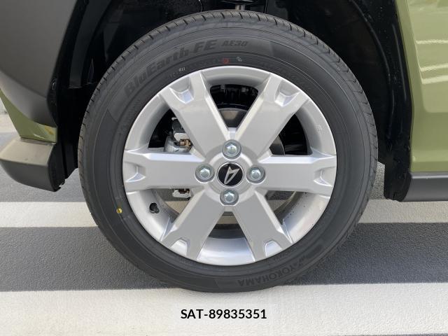 Daihatsu TAFT 2026-02 8217230-6