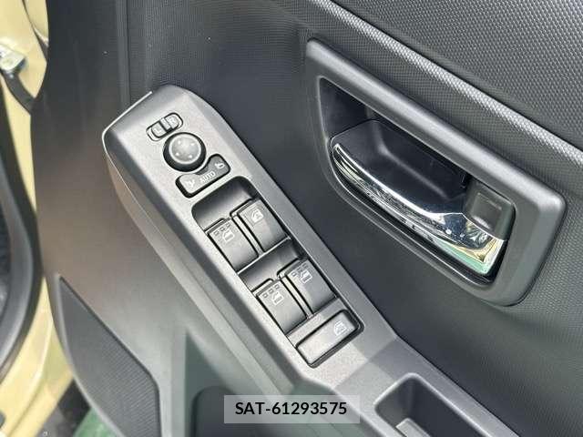 Daihatsu TAFT 2026-03 8218206-13