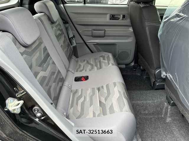 Daihatsu TAFT 2025-06 8218618-5