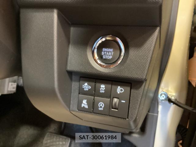 Daihatsu TAFT 2025-10 8220250-6