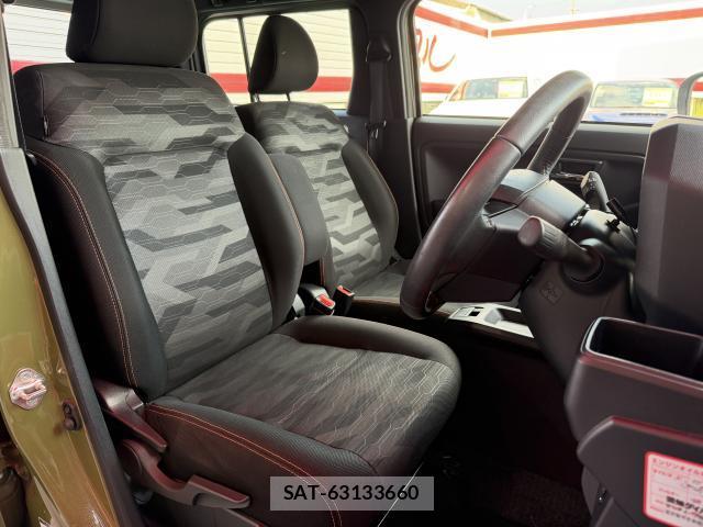 Daihatsu TAFT 2020-10 8221029-6