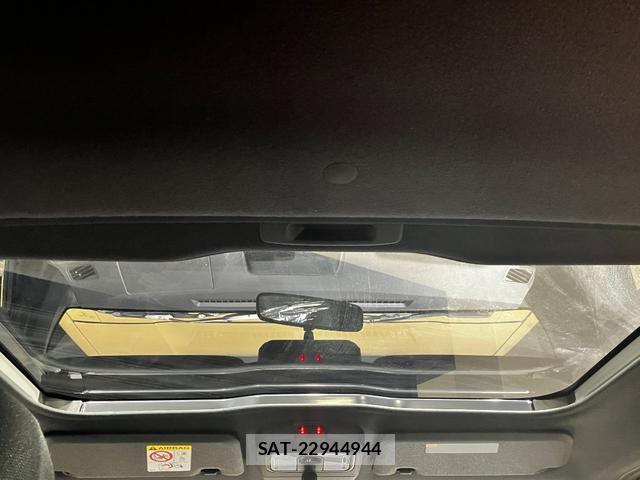 Daihatsu TAFT 2025-12 8224242-1