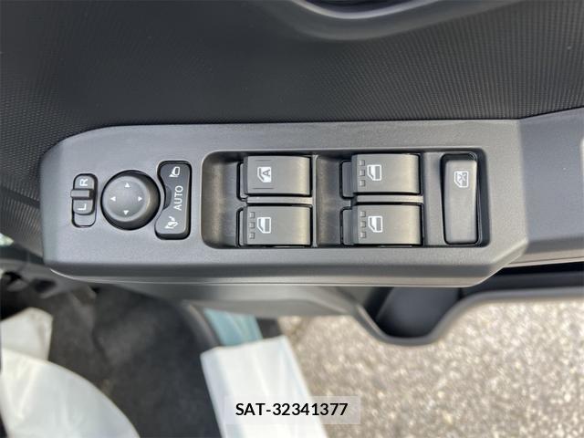 Daihatsu TAFT 2025-10 8224545-10