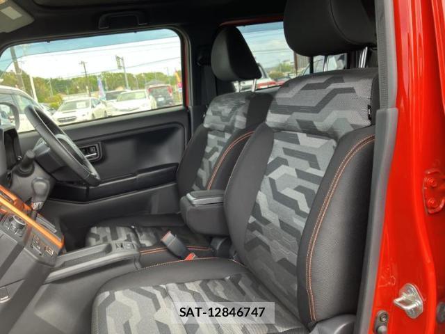 Daihatsu TAFT 2020-07 8225199-6