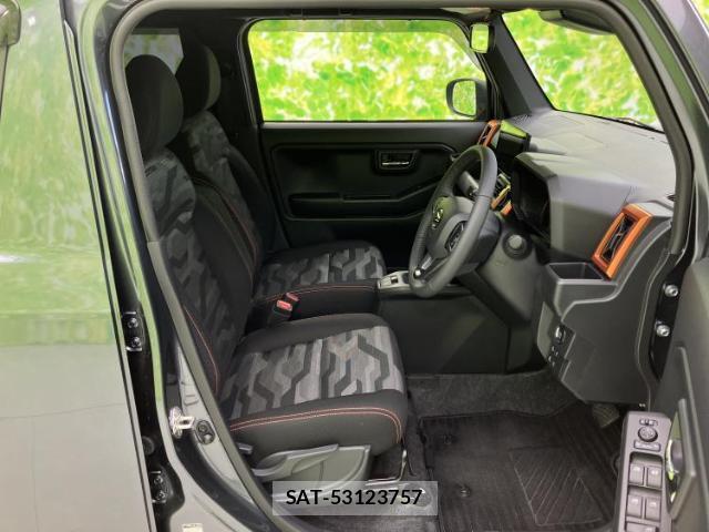 Daihatsu TAFT 2025-03 8225446-3